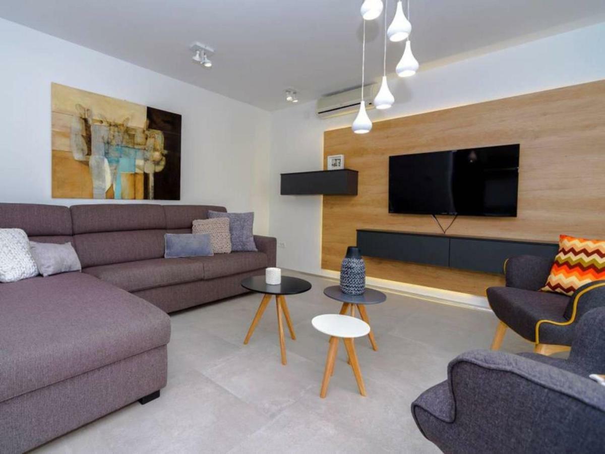Apartments Villa Castello Каштела Экстерьер фото